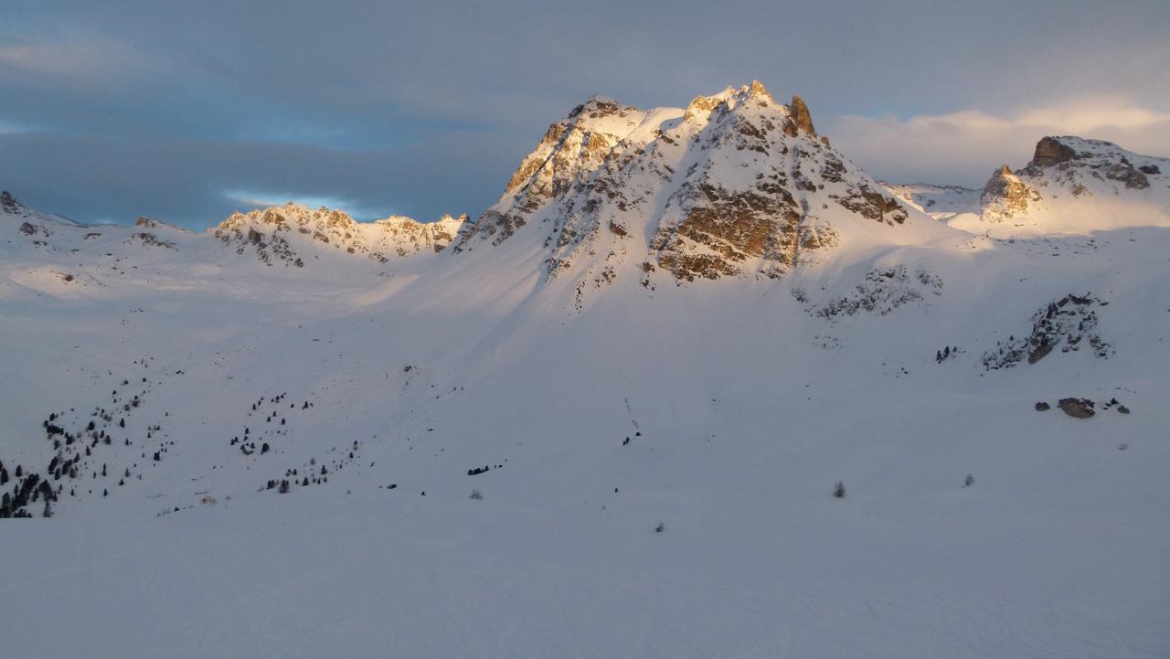 Hotel Weisshorn Sur St-Luc 2337M Saint-Luc Eksteriør billede